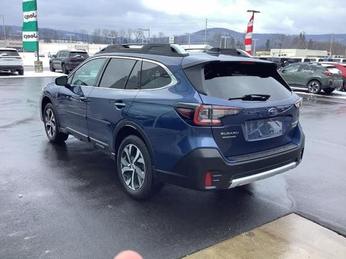 2021 Subaru Outback Touring