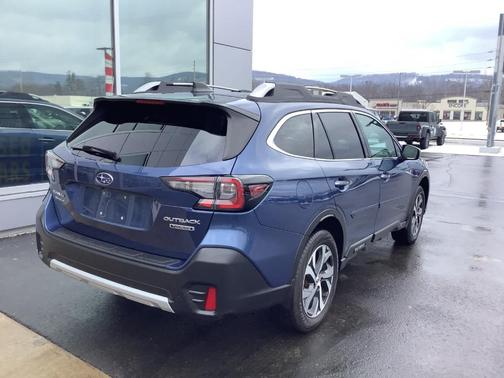 2021 Subaru Outback Touring