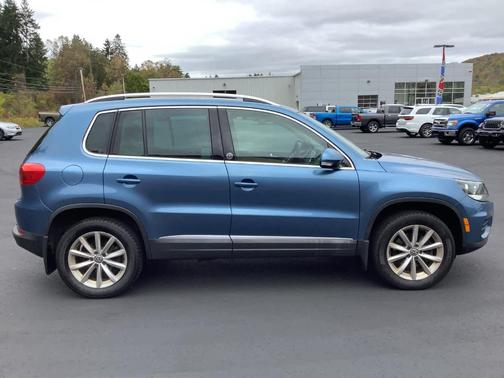 2017 Volkswagen Tiguan 2.0T Wolfsburg Edition