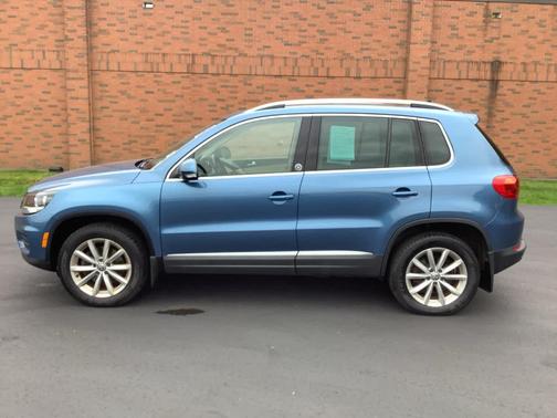 2017 Volkswagen Tiguan 2.0T Wolfsburg Edition