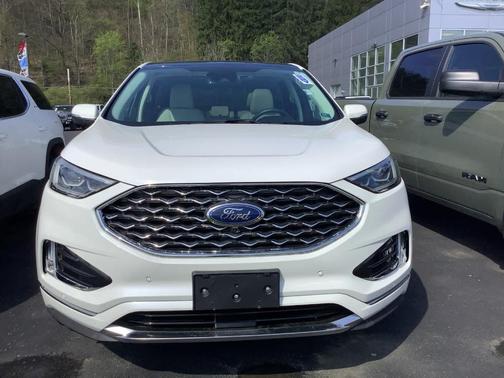 Star White 2024 Ford Edge Titanium