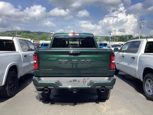 Serrano Red 2026 RAM 1500 Big Horn/Lone Star