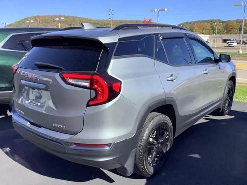 2023 GMC Terrain AT4