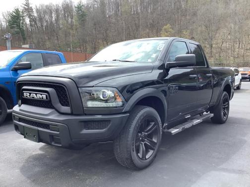 Diamond Black 2022 RAM 1500 Classic SLT