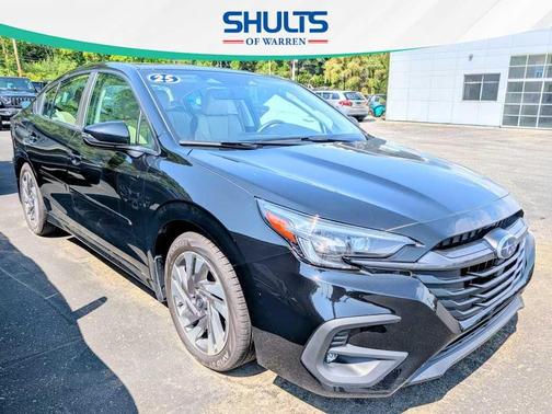 Crystal Black Silica 2025 Subaru Legacy
