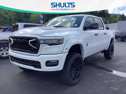 Bright White Clearcoat 2026 RAM 1500 Big Horn/Lone Star