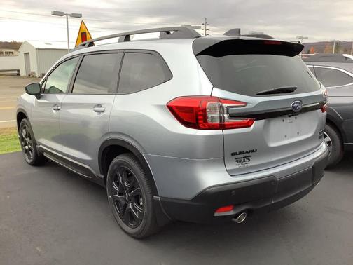 2025 Subaru Ascent Onyx Edition Touring
