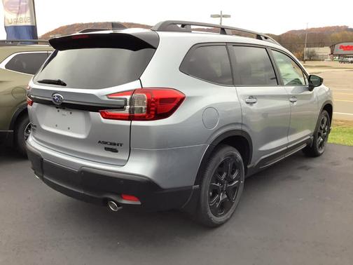 2025 Subaru Ascent Onyx Edition Touring