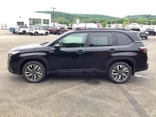 2025 Subaru Forester Hybrid Touring