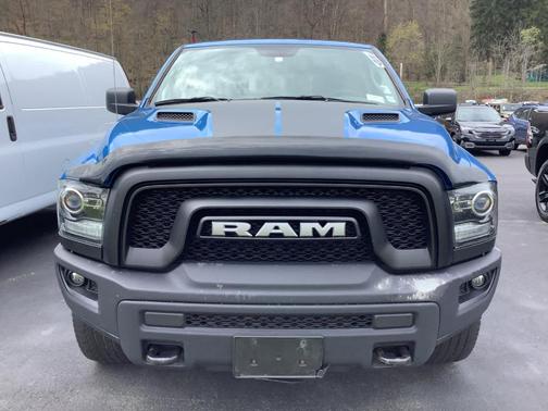 Hydro Blue Pearlcoat 2020 RAM 1500 Classic SLT