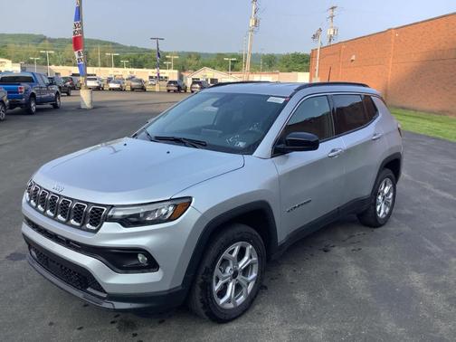 2025 Jeep Compass Latitude