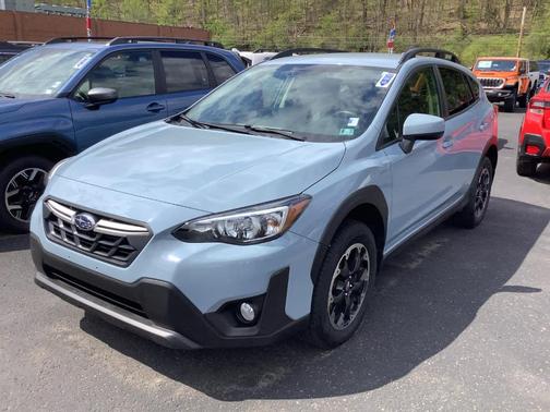 Cool-Gray Khaki 2023 Subaru Crosstrek Premium