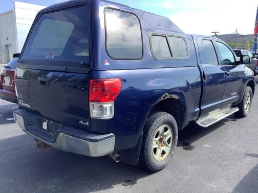 Nautical Blue Metallic 2013 Toyota Tundra V8 6-SPD