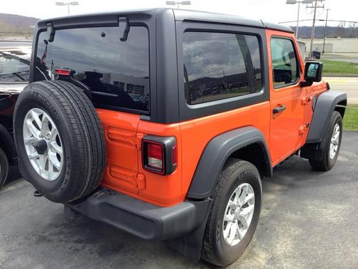 2023 Jeep Wrangler Sport