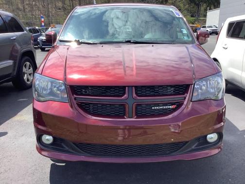 Octane Red Pearlcoat 2019 Dodge Grand Caravan GT