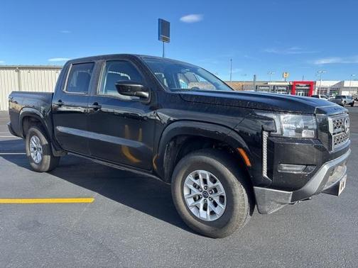 2024 Nissan Frontier SV