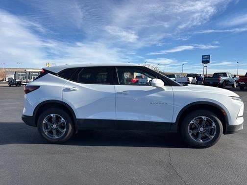 2025 Chevrolet Blazer LT