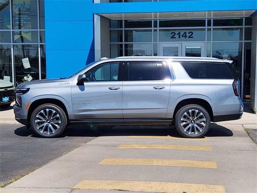 2025 Chevrolet Suburban High Country