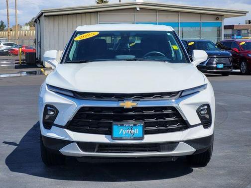Summit White 2025 Chevrolet Blazer LT