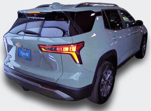 Green 2025 Chevrolet Equinox LT