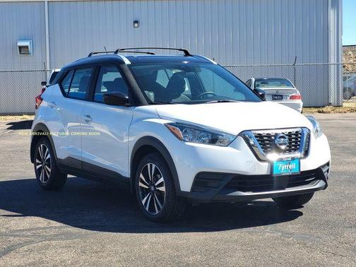 2020 Nissan Kicks SV