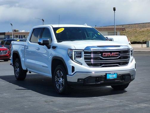 Summit White 2026 GMC Sierra 1500 SLT