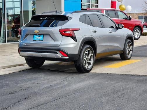 2025 Chevrolet Trax LT