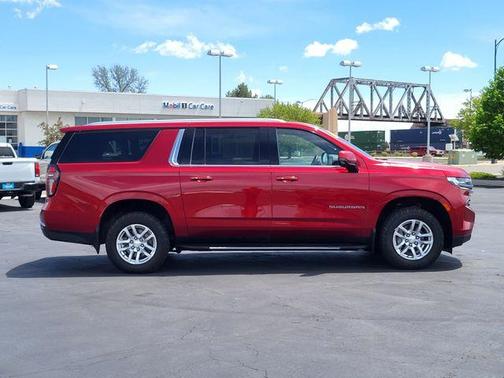 Cherry Red Tintcoat 2021 Chevrolet Suburban LT