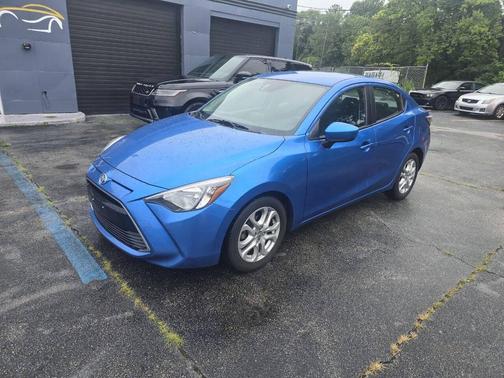 2016 Scion iA Base 4dr Sedan 6A