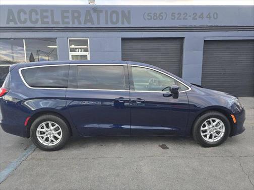 2017 Chrysler Pacifica Touring