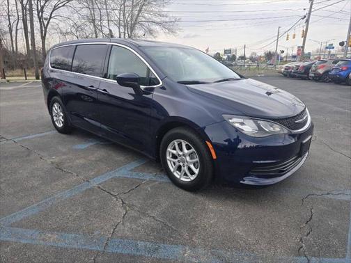 2017 Chrysler Pacifica Touring