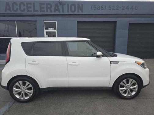 2014 Kia Soul +