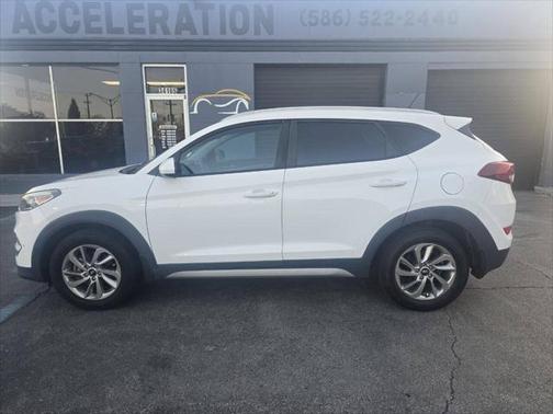 2017 Hyundai TUCSON SE Plus