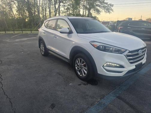 2017 Hyundai TUCSON SE Plus