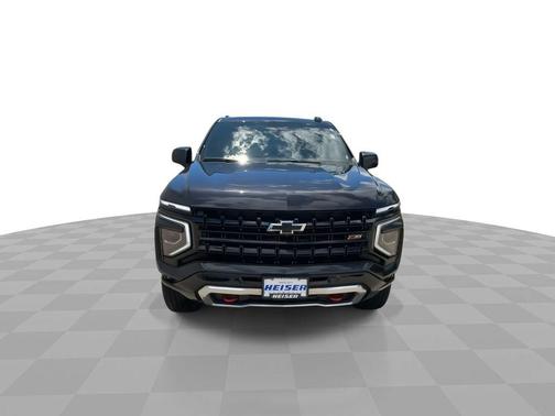 Dark Ash Metallic 2025 Chevrolet Suburban 4WD Z71