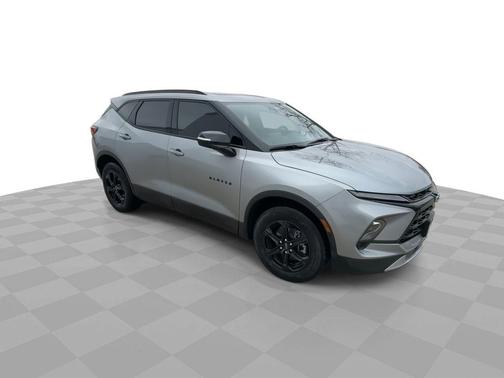 Sterling Gray Metallic 2023 Chevrolet Blazer 3LT