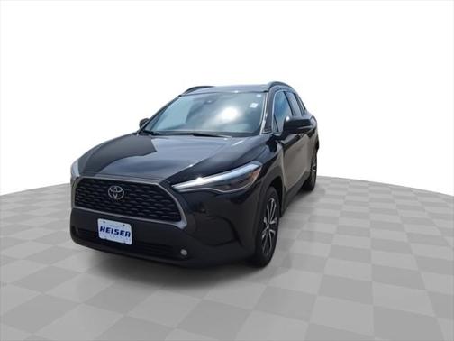 2022 Toyota Corolla Cross XLE