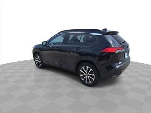 2022 Toyota Corolla Cross XLE