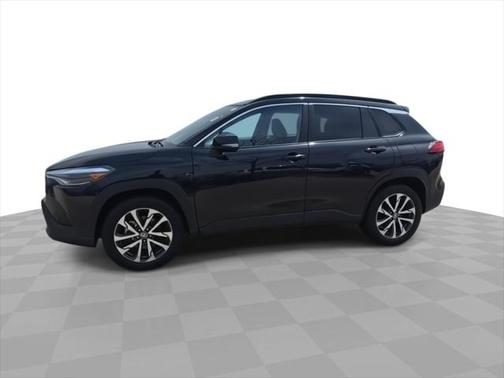 2022 Toyota Corolla Cross XLE