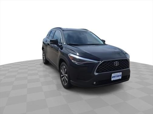 2022 Toyota Corolla Cross XLE