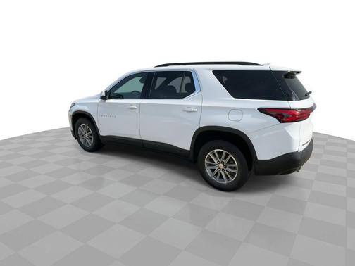 Summit White 2023 Chevrolet Traverse LT Cloth
