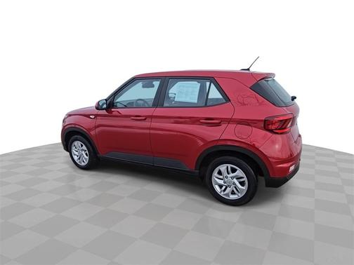 2023 Hyundai VENUE SE