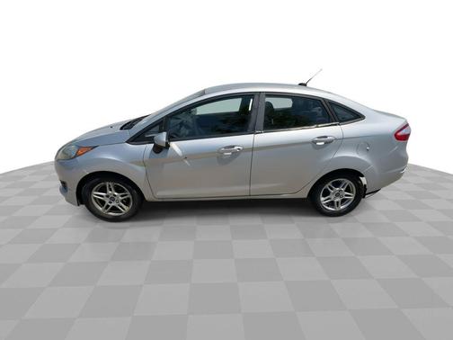 INGOT SILVER 2018 Ford Fiesta SE