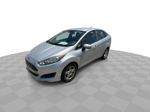 INGOT SILVER 2018 Ford Fiesta SE