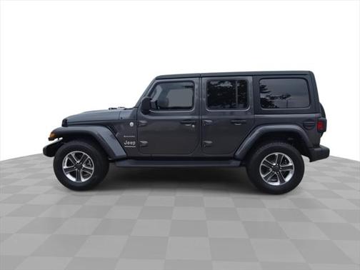 2023 Jeep Wrangler 4-Door Sahara