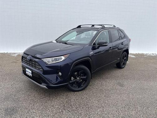 2021 Toyota RAV4 Hybrid SE