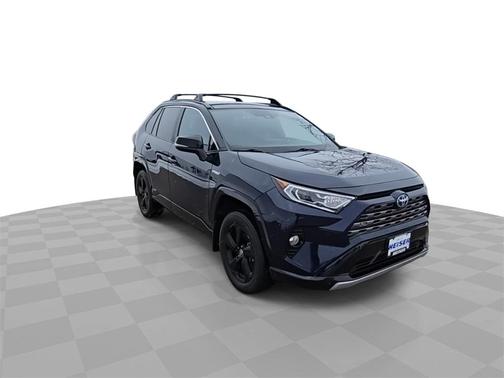 2021 Toyota RAV4 Hybrid SE