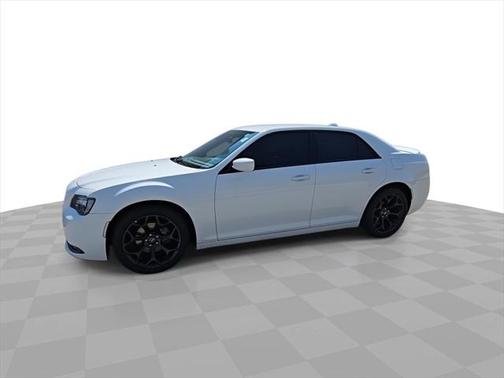2019 Chrysler 300 S