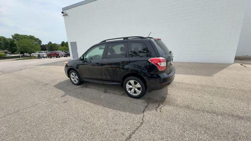 Crystal Black Silica 2014 Subaru Forester 2.5i Premium