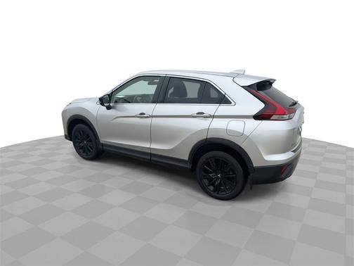 2023 Mitsubishi Eclipse Cross LE